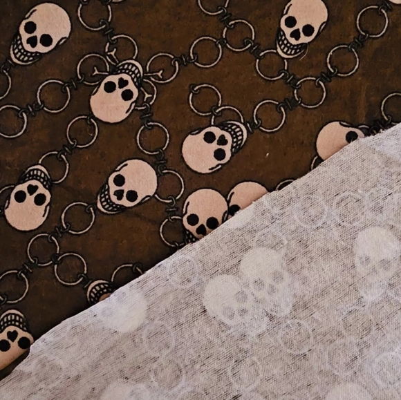 Y2k Skull Print Cotton Snuggle Flannel BTY punk emo grunge biker goth 2000s - Picture 4 of 4